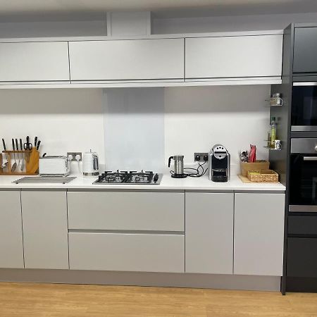 Fabulous One Bedroom Apartment In Ripon City Centre Kültér fotó