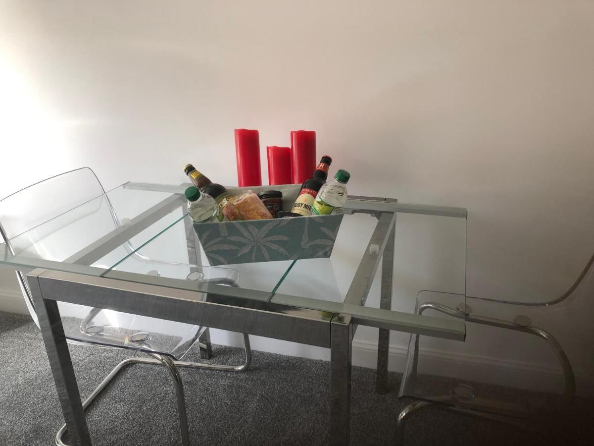 Fabulous One Bedroom Apartment In Ripon City Centre Kültér fotó