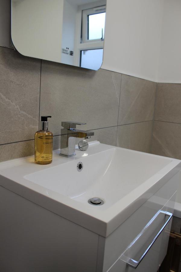Fabulous One Bedroom Apartment In Ripon City Centre Kültér fotó